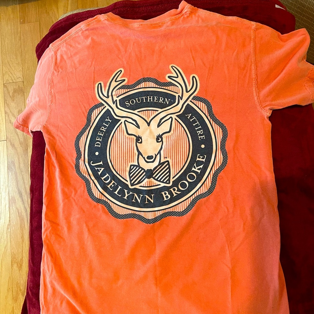 Jadelynn Brooke coral tee